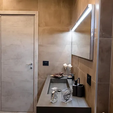 Casa Vittoria Apartment *